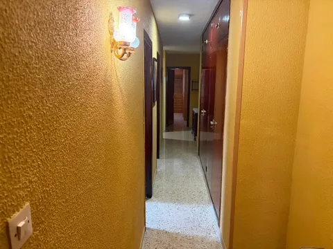 Flat 110 m² in Granada