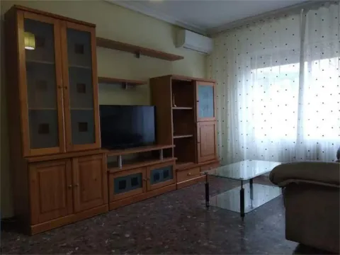 Pis de 80 m² a Ciudad Real (2/9)