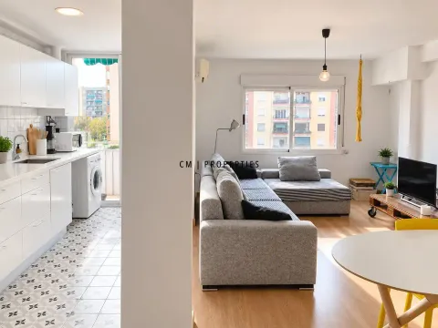 Apartamento 101 m² em València