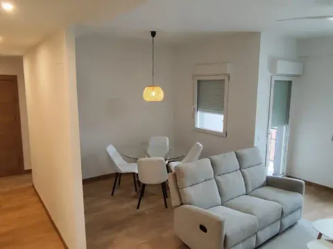 Квартира 74 м² у Лоґроньо