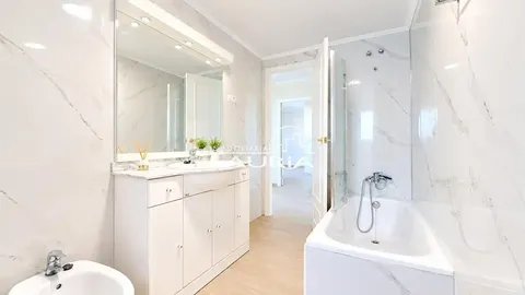 Wohnung 128 m² in Valencia