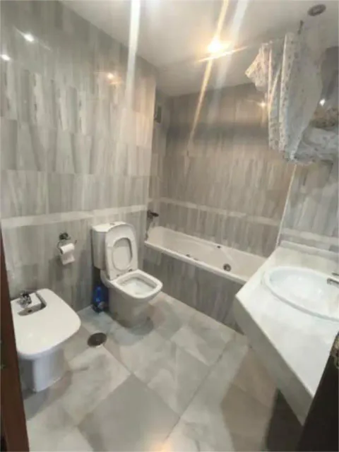 Flat 100 m² in Málaga (4/8)