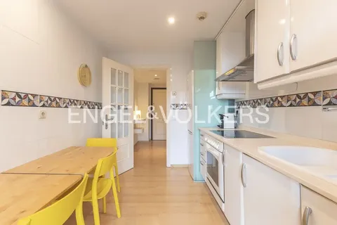 Appartamento 115 m² a Valencia