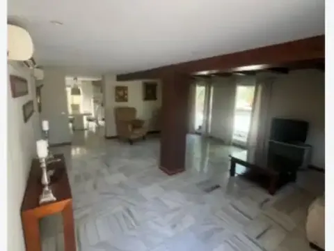 Casa de 300 m² a Úbeda