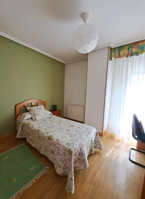 Room for rent, Burgos