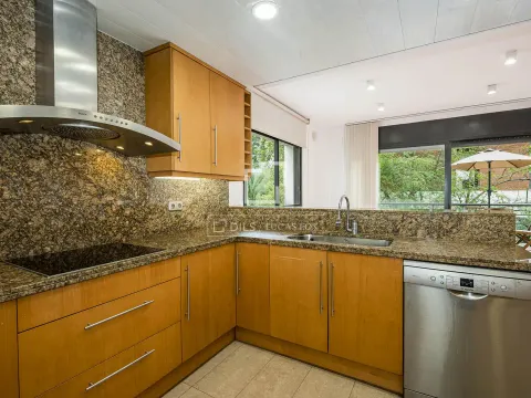 Maison 255 m² à Sant Cugat del Vallès