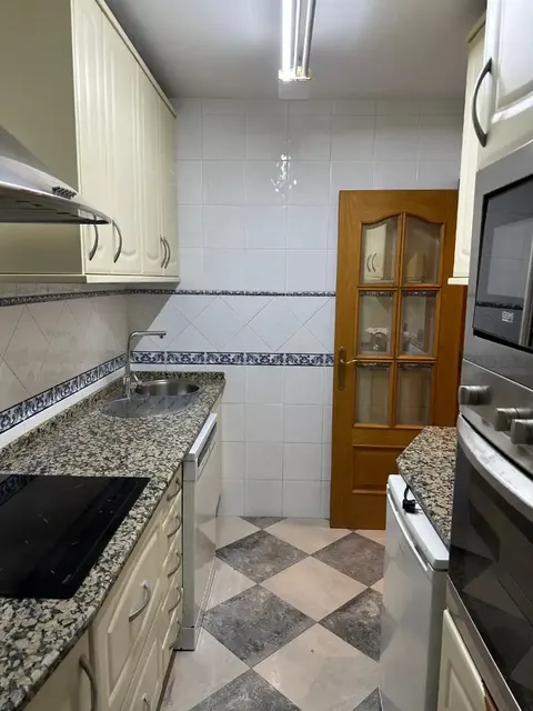 Pis de 80 m² a Còrdova