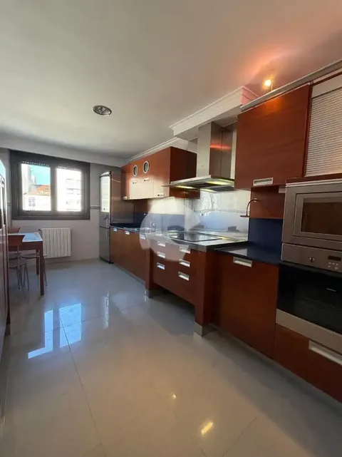 Pis de 130 m² a Ourense