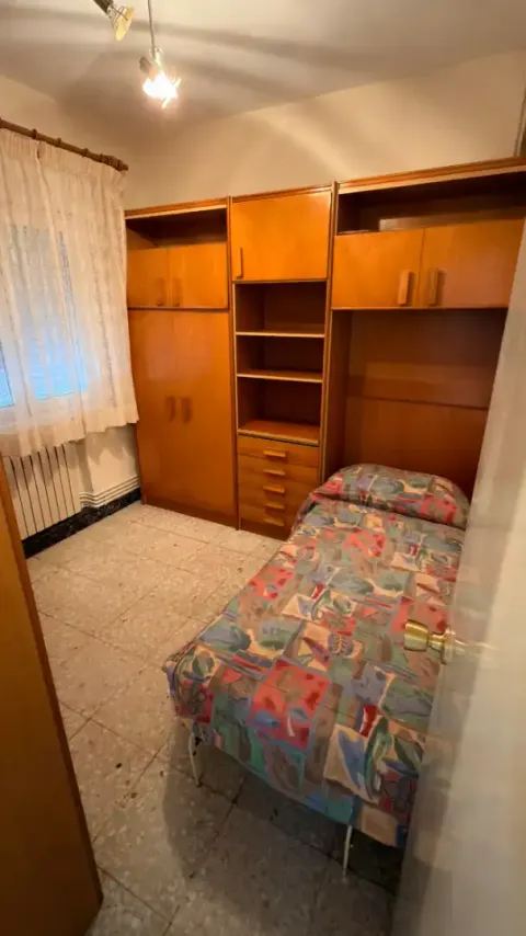 Piso de 65 m² en Sarria