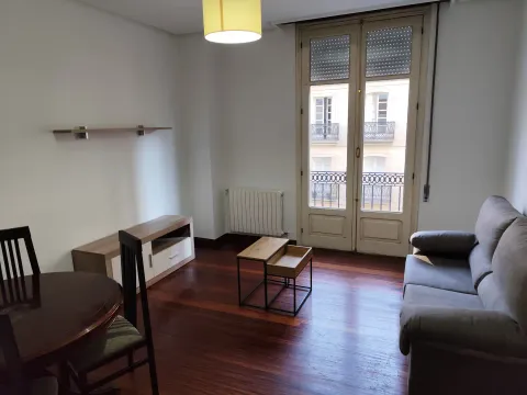 Pis de 82 m² a Ourense