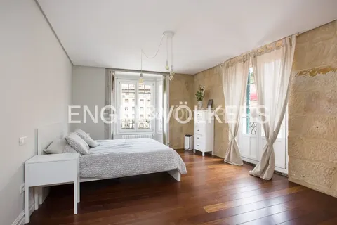 Apartamento 228 m² em Bilbau