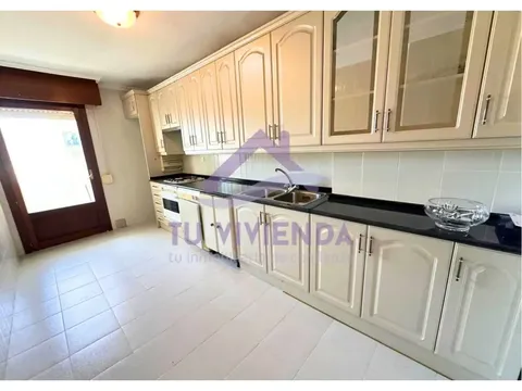 Wohnung 129 m² in Saldaña