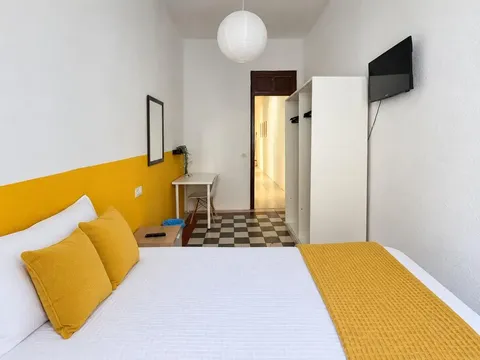 Кімната в оренду, Granada