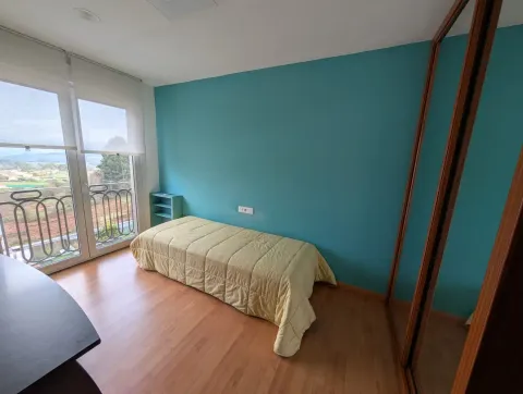 Pis de 80 m² a A Estrada