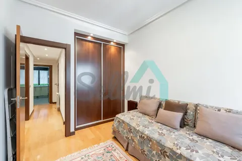Wohnung 92 m² in Oviedo