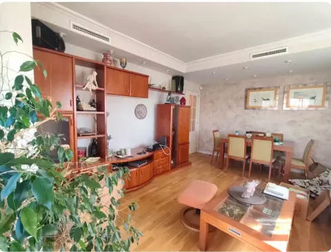 Wohnung 90 m² in Madrid