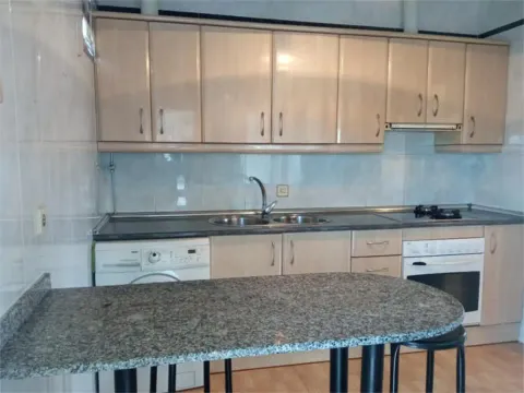 Piso de 90 m² en Coria