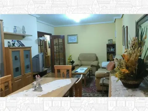 Wohnung 100 m² in Ourense