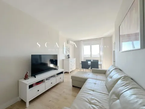 Wohnung 78 m² in Madrid
