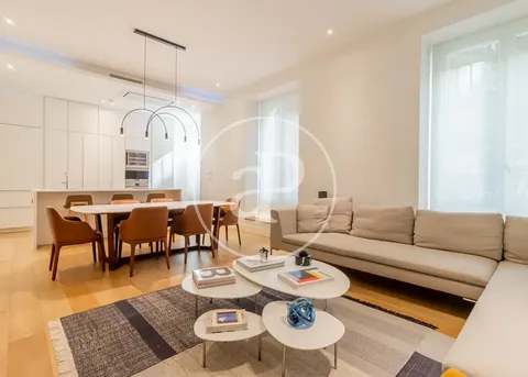Wohnung 244 m² in Madrid