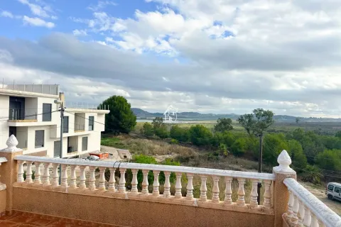 Casa de 200 m² a Oriola