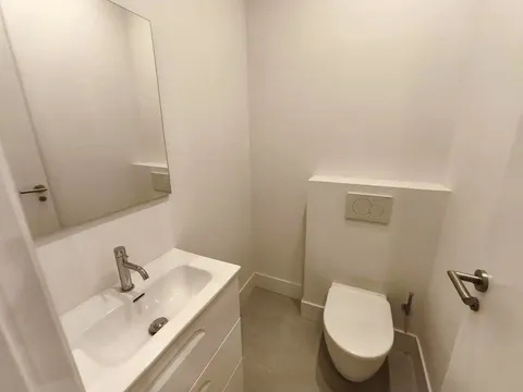 Wohnung 156 m² in Madrid