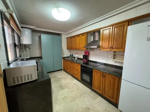 Piso de 127 m² en Albatera