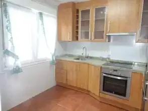 Flat 99 m² in Gijón / Xixón