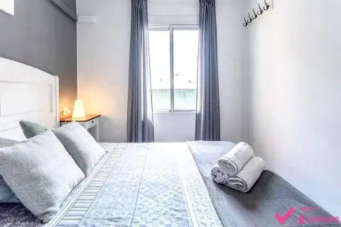 Appartement 90 m² à Valence (2/23)