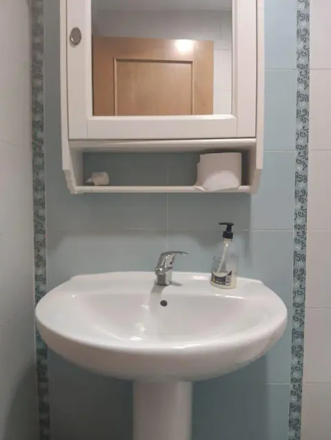 Room for rent, Granada