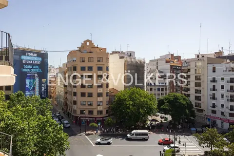 Pis de 275 m² a València