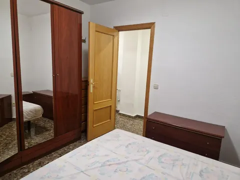 Pis de 76 m² a la Pobla de Vallbona