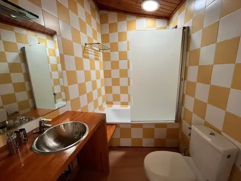 Wohnung 70 m² in Girona