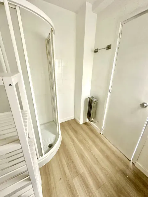 Chambre à louer, Madrid