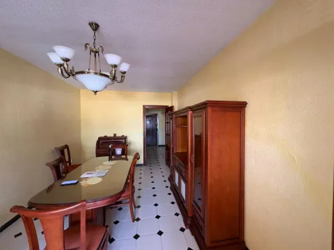 Pis de 108 m² a Còrdova