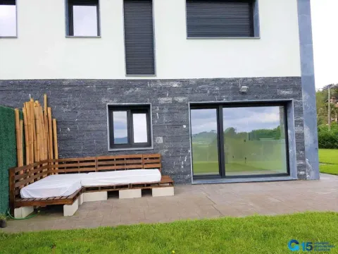 Casa de 160 m² en Usúrbil