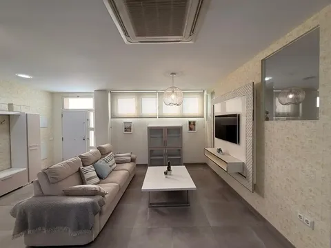 Pis de 75 m² a Còrdova