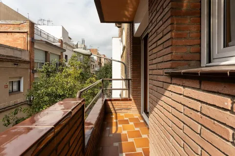 Casa 384 m² a l'Hospitalet de Llobregat