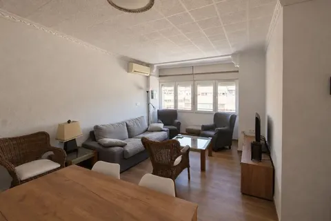 Wohnung 75 m² in Granada