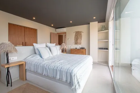 Haus 300 m² in Dénia