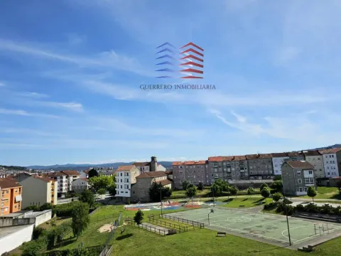 Pis de 147 m² a Ourense