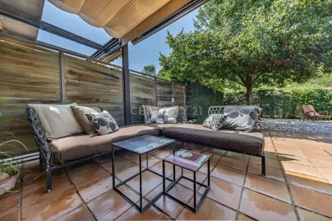 Будинок 238 м² у Sant Cugat del Vallès