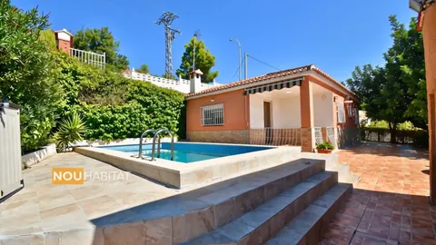 Maison 61 m² à Montroi / Montroy