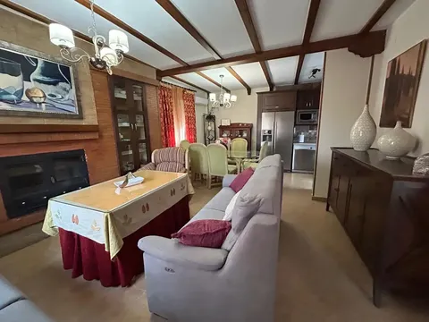 Maison 167 m² à Baeza