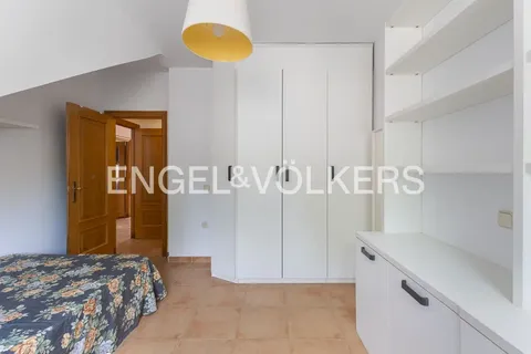 Casa de 350 m² a Petrés
