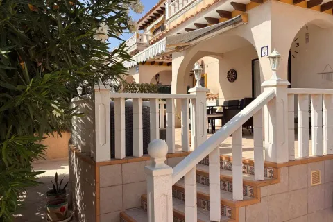 Casa de 80 m² en Orihuela