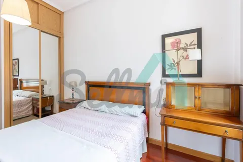 Pis de 82 m² a Oviedo