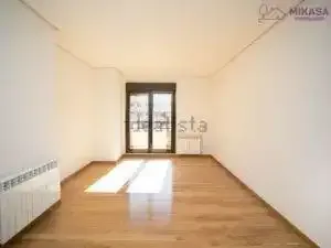 Pis de 84 m² a Seseña