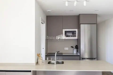 Wohnung 72 m² in Madrid