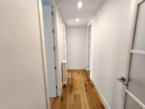 Wohnung 156 m² in Madrid